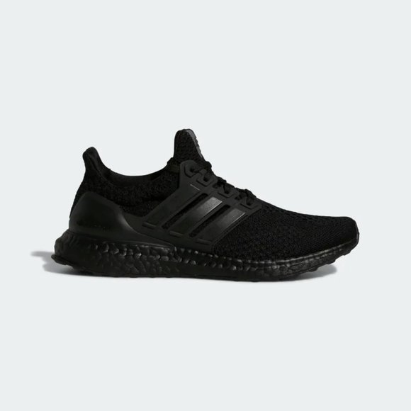 NEW] Women's adidas UltraBoost DNA Running Shoes Black GV8743